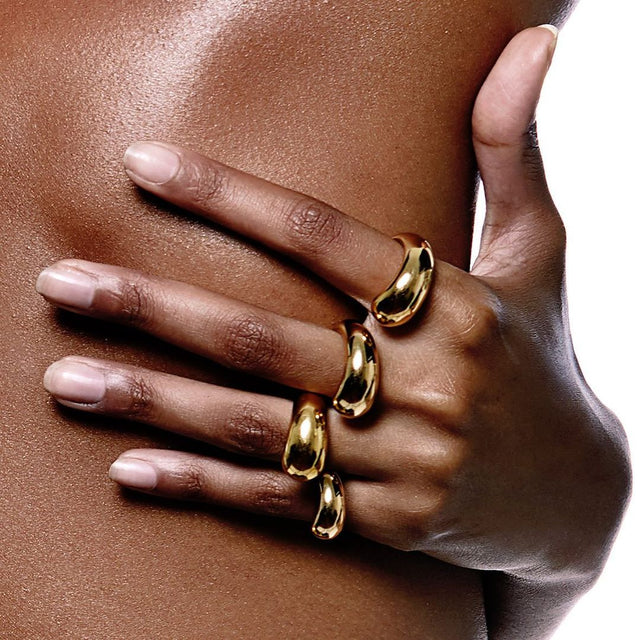 The Edit: 5 Must-Have Pieces of Jewelry and Accessories for 2022